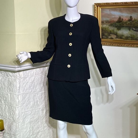 Marella Made in Italy Two-Piece Skirt & Jacket Suit - Picture 3 of 10